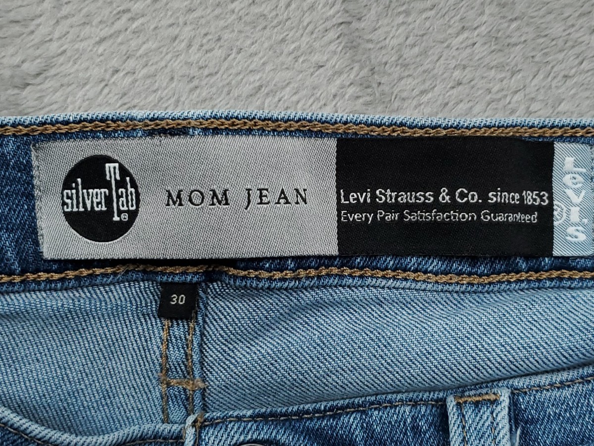 Levis Silvertab Jeans Womens 30 Mom Tapered High Rise Medium Wash
