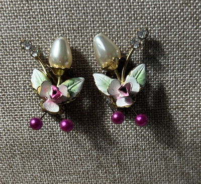 Vintage Austrian Rose Pink & Green Enamel Crystal Faux Pearl Clip On Earrings