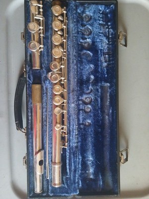 Vintage Gemeinhardt ELKHART.IND 2SP Flute With Case