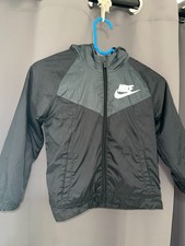 Nike Youth Windbreaker Jacket Black Hooded Full Zip 6-7Y Size L
