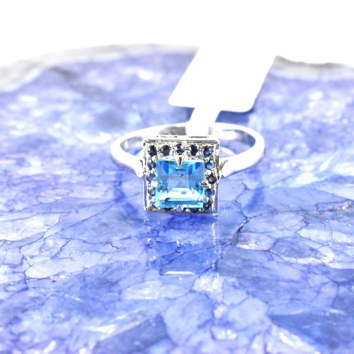 Natural Blue Topaz Sterling Silver Handmade Ring - Picture 5 of 7