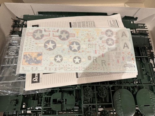 Revell 04529 1/48 B-24 consolidated Liberator heavy bomber MIB [16/002] - Imagen 4 de 4