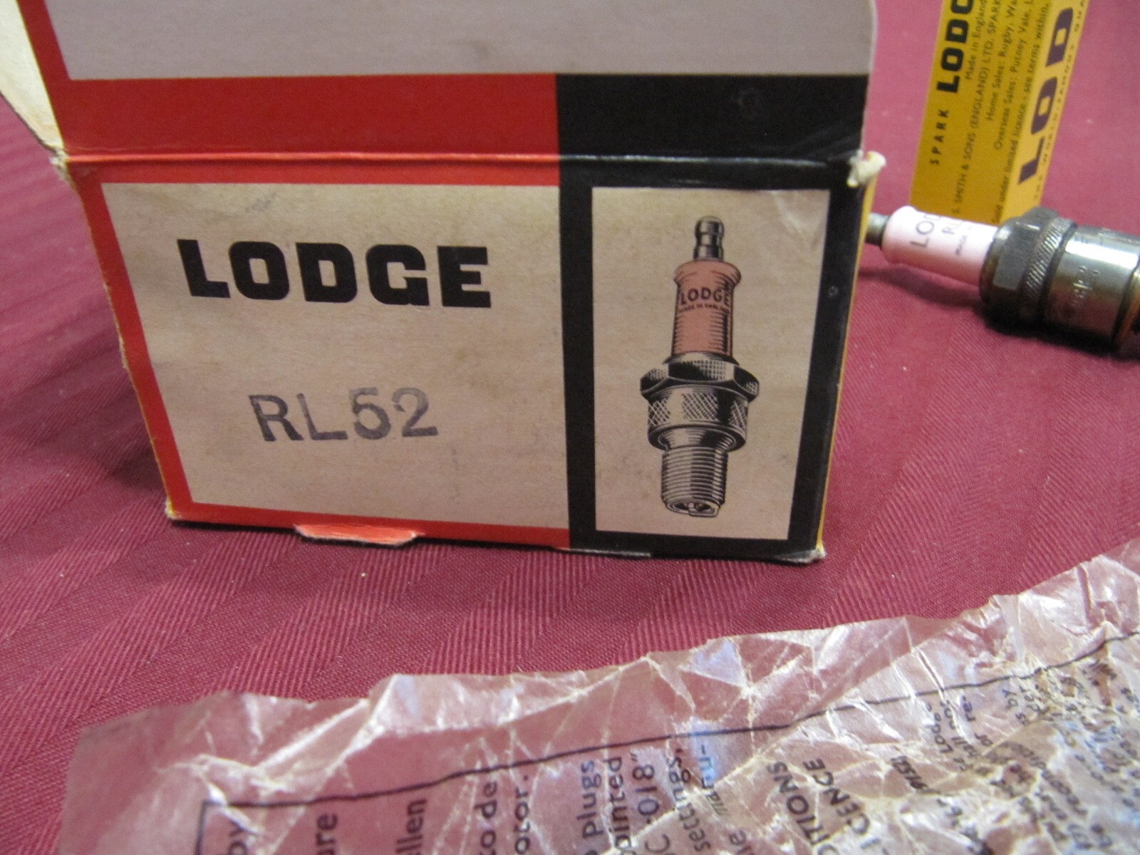 Twelve Vintage NOS Lodge RL52 Racing Spark Plugs Maserati