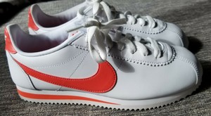 nike cortez mens orange