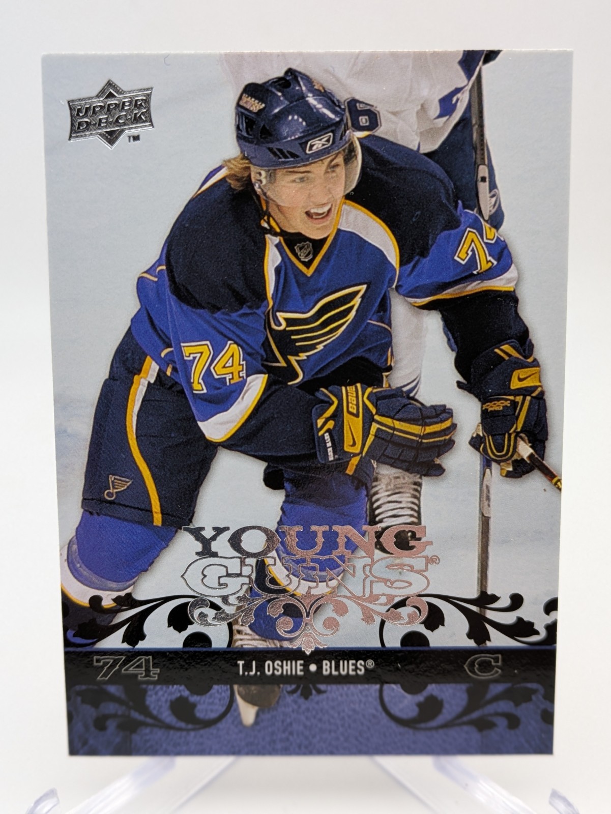 💥 2008-09 T.J. Oshie Upper Deck Young Guns #218 St. Louis Blues Rookie; NM+