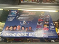 Star Trek The Next Generation  Crystal Growing Kit Space Age 1995 Unused