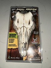 Skull Master by Mountain Mike's Medium Antler Base 4 7/8inch European Mount Kit