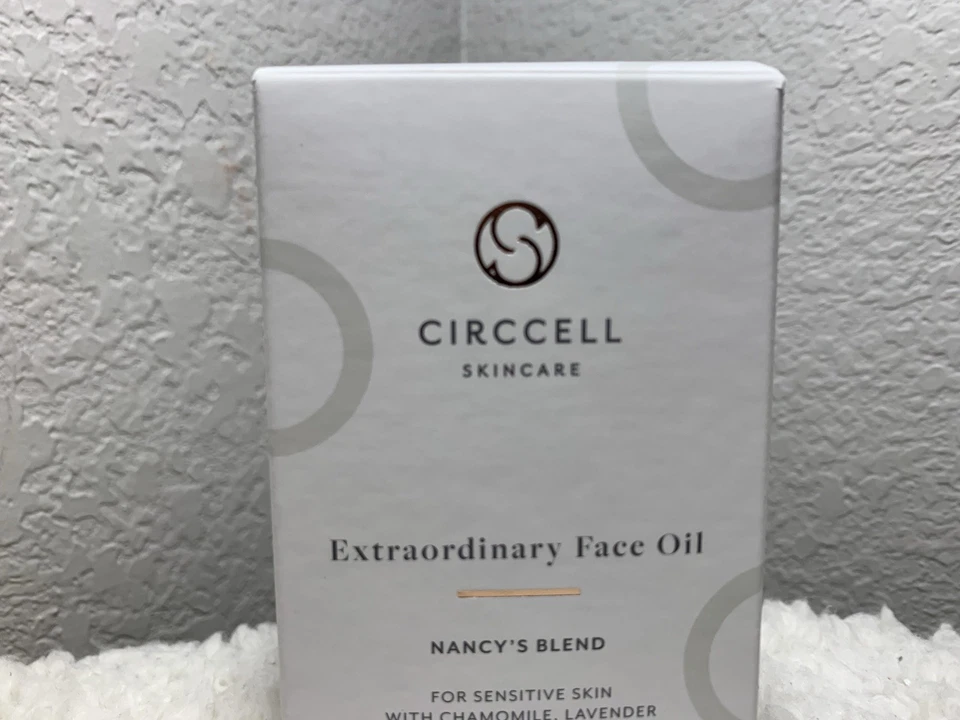CIRCCEL Skincare Extraordinary Face Oil Nancy's Blend for Sensitive Skin 1 fl oz - Image 3 of 4