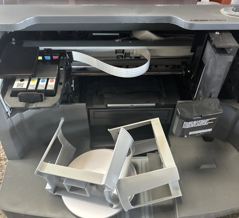 Impresora de discos DVD Primera Bravo 4101 serie 4100 Foto 4 de 4