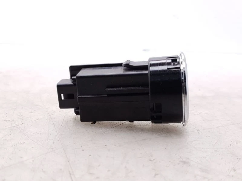 13 14 15 16 雷克萨斯 GS350 GS450h 点火开关按钮 89611-30121 — 第 3/4 张图片