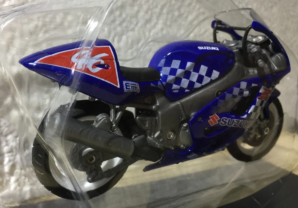 Motorrad Modelle 1:18  - SUZUKI GSX-R 1000 Racing Bike - Blisterverp. - MAISTO - Bild 3 von 4