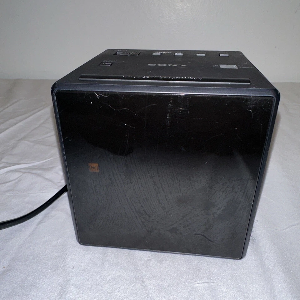 Sony Clock Radio Model ICF-C1T AM FM Dual Alarm Clock Radio Tested Working CLL - Image 4 of 4