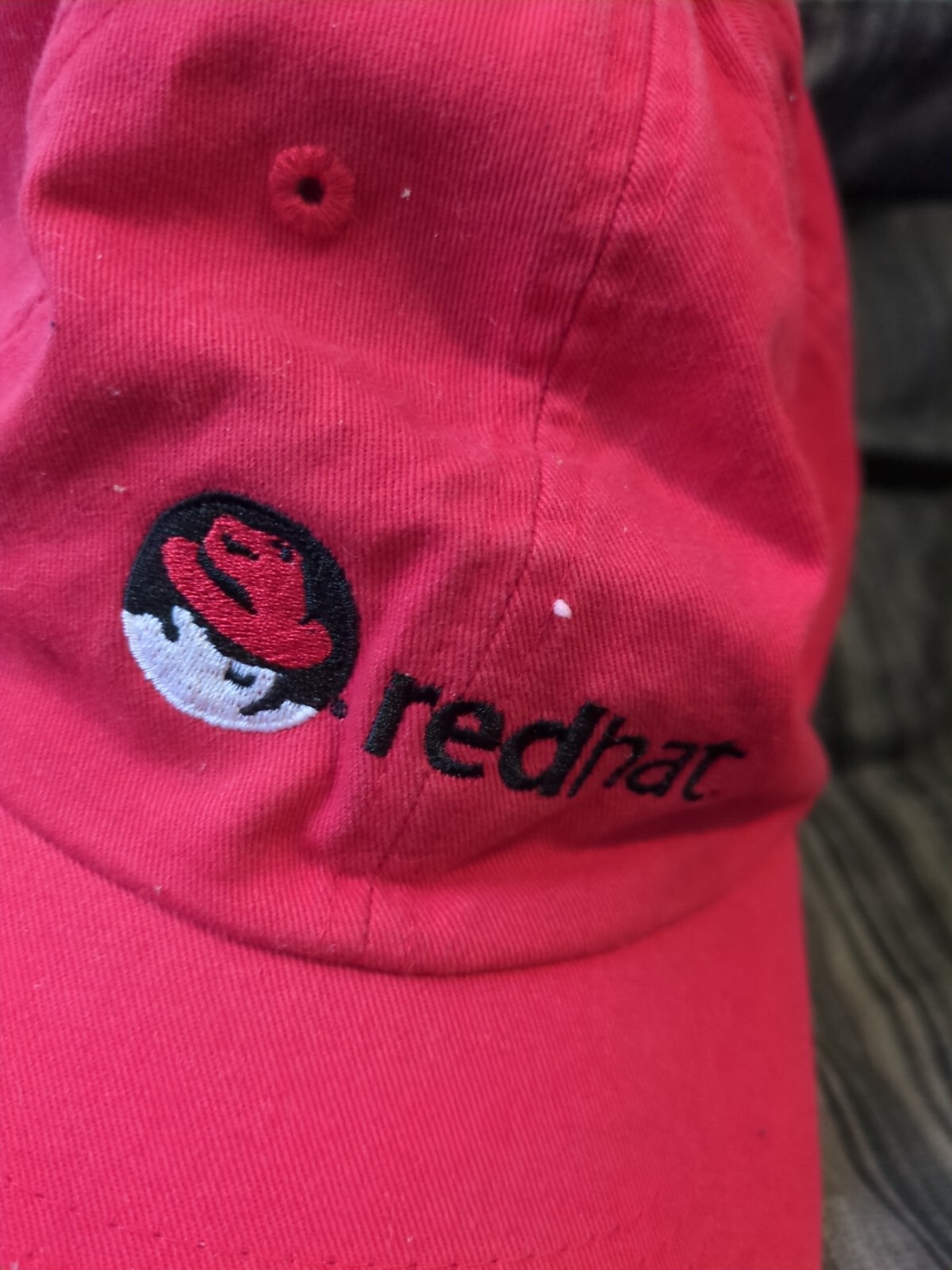 Redhat Red Hat (Linux Computer Software) Red Base… - image 2