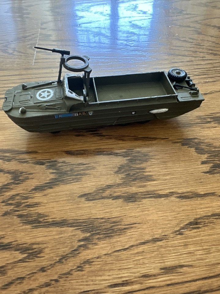 WWII US Army DUKW Amphibious Landing Craft, 1/72 Scale, Plastic Model ...