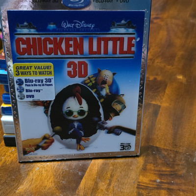 Disney Chicken Little 3D Blu-ray 3D + Blu-ray + DVD 3-Disc Set G 2011
