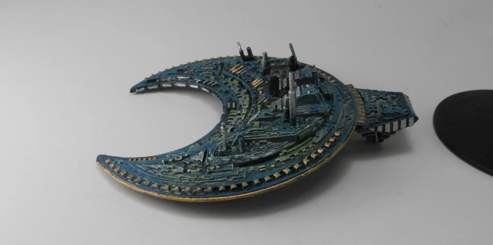 BARQUE TUMBA CLASE NECRON CAIRN Flota de Batalla de Metal Necrones Góticos Tumba Barco Años 90 T4a Foto 4 de 4