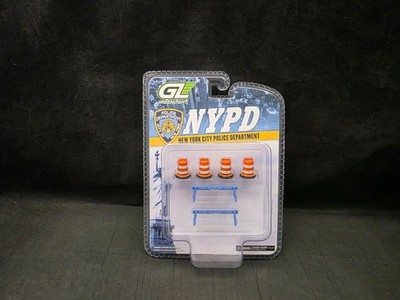 Greenlight New York Police Dept. (NYPD) Road Accessory Pack 1:64 Scale 13068