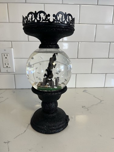 Bath & Body Works 3-Wick Candle Holder Pedestal Halloween Water Globe 2021 - Picture 4 of 9