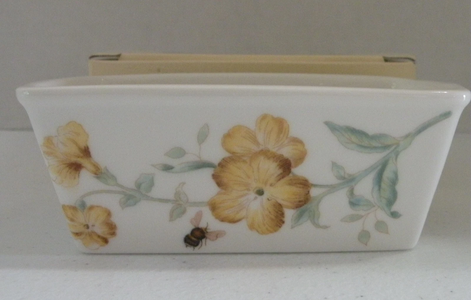 Lenox Butterfly Meadow Mini Loaf Pan 791717 5.75 inches x 3.5 inches x 2 inches