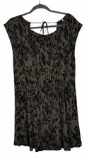 Free People Size X- Small Green Pre-Owned Dress- Ladies