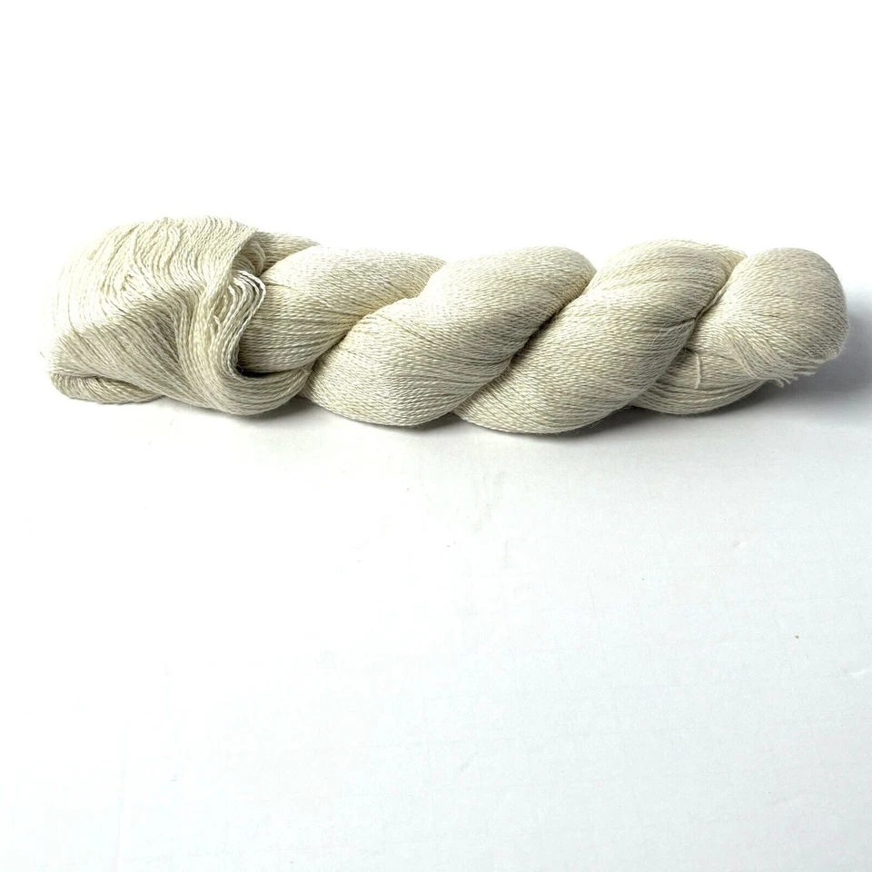 Baby Alpaca and Mulberry Silk Undyed Yarn, Lace Weight, 800 m to 100 g, 30% Silk - Image 2 of 3