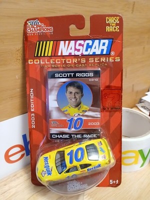 Racing Champions NASCAR 1/64 diecast #10 Nesquik Scott Riggs 2003 NIP Ford
