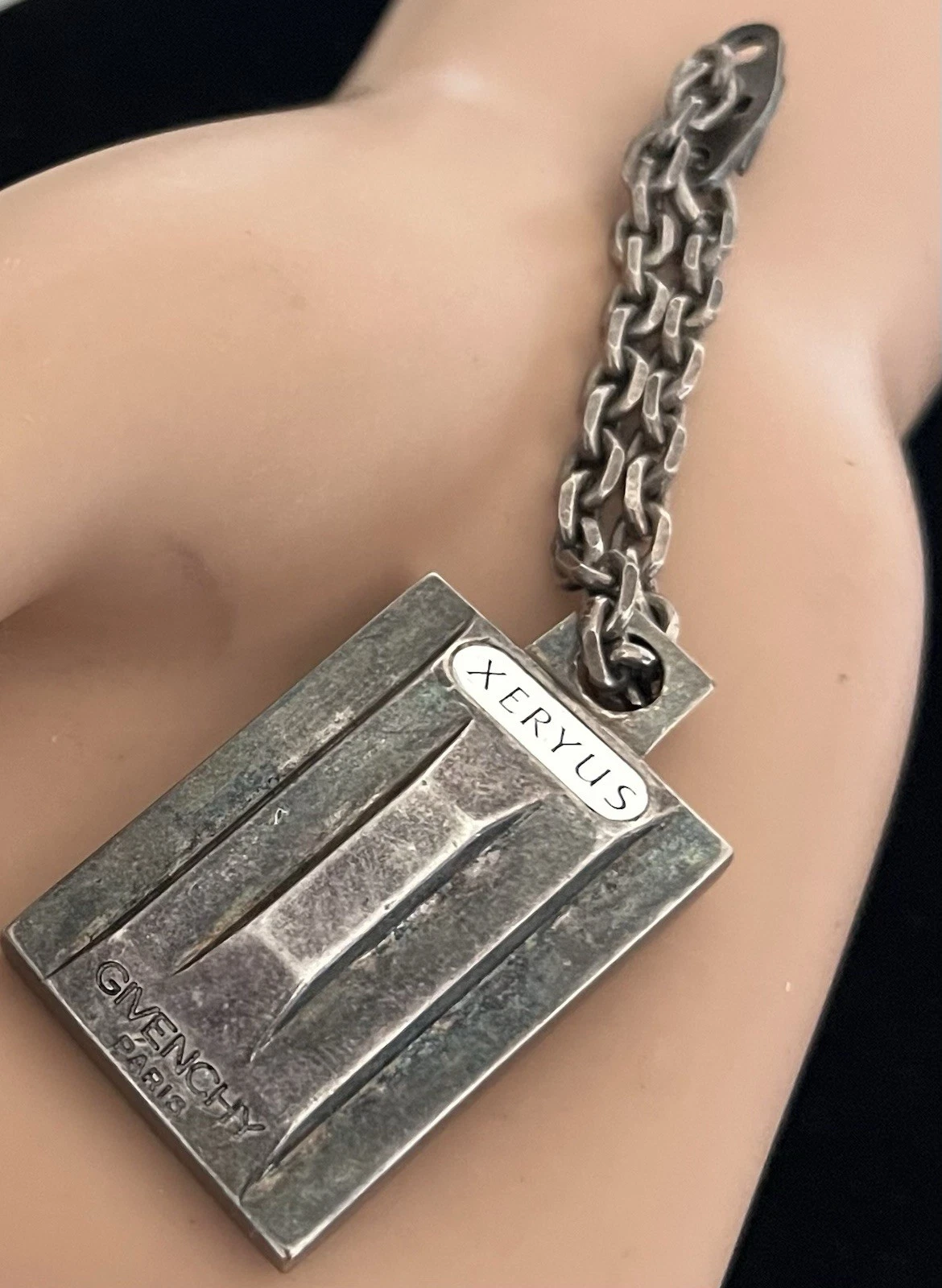 Ciondolo Charm Givenchy Xeryus Pour Homme Paris Vintage