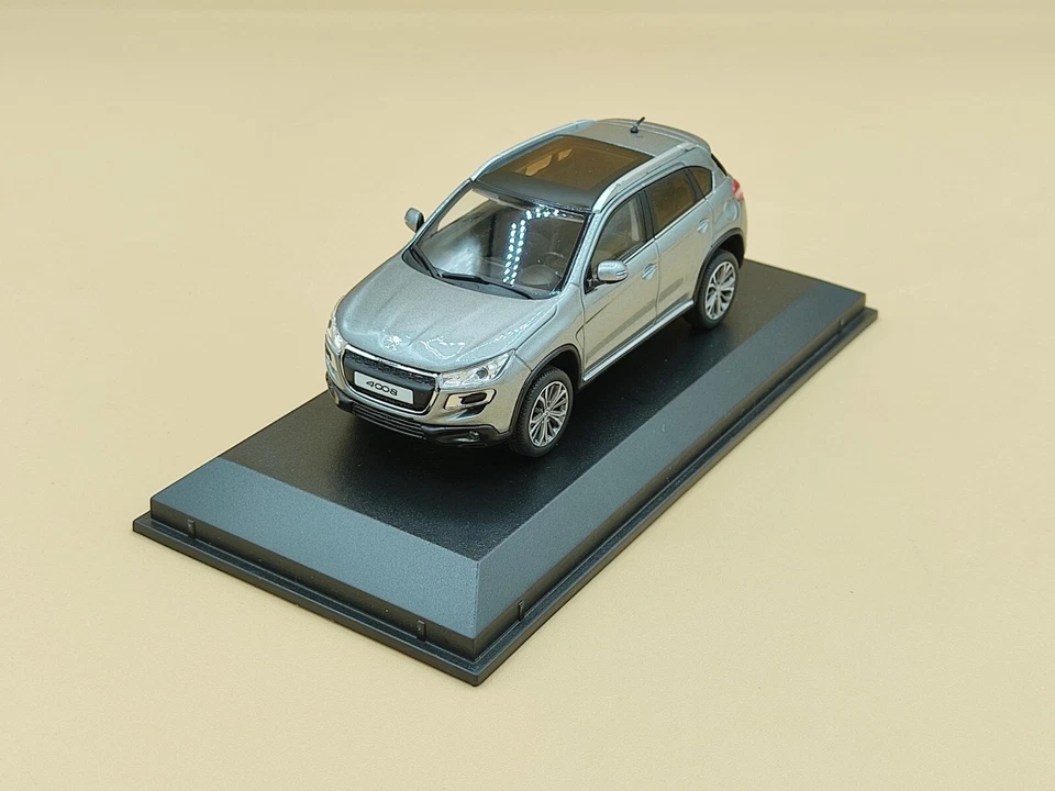 1/43 Peugeot 4008 Gris 2012 Norev ref: 474800 - Photo 2/3