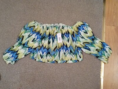 Ladies Crop Top Size 20