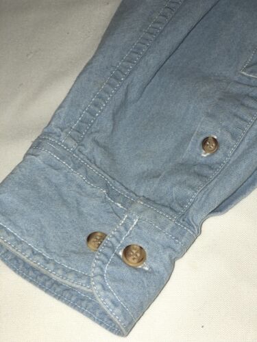 Vtg. 90's Warner Bros. Size M Bugs Bunny Embroidered Denim Shirt - Picture 6 of 8