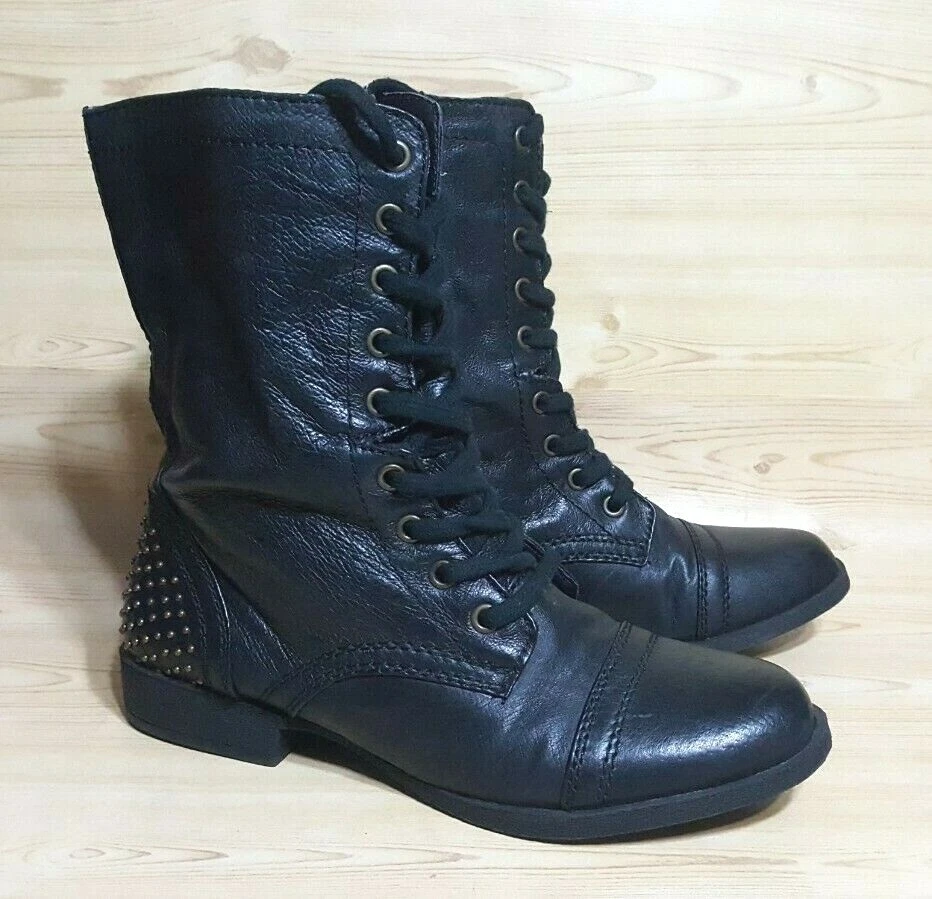 Botas de mujer Shoemint de cuero negro con cremallera con tachuelas talla 8,5 M Foto 4 de 4