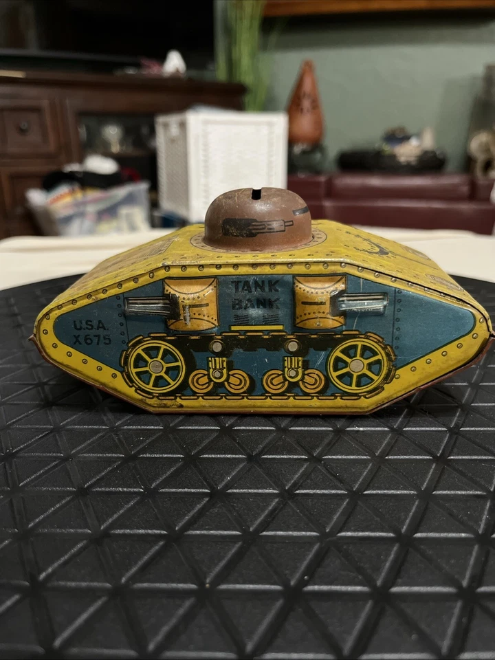 Banco Tanque Años 40 EE. UU. X675 Estaño Litografía Ejército Militar Vehículo de Juguete Moneda Alcancía Foto 3 de 4