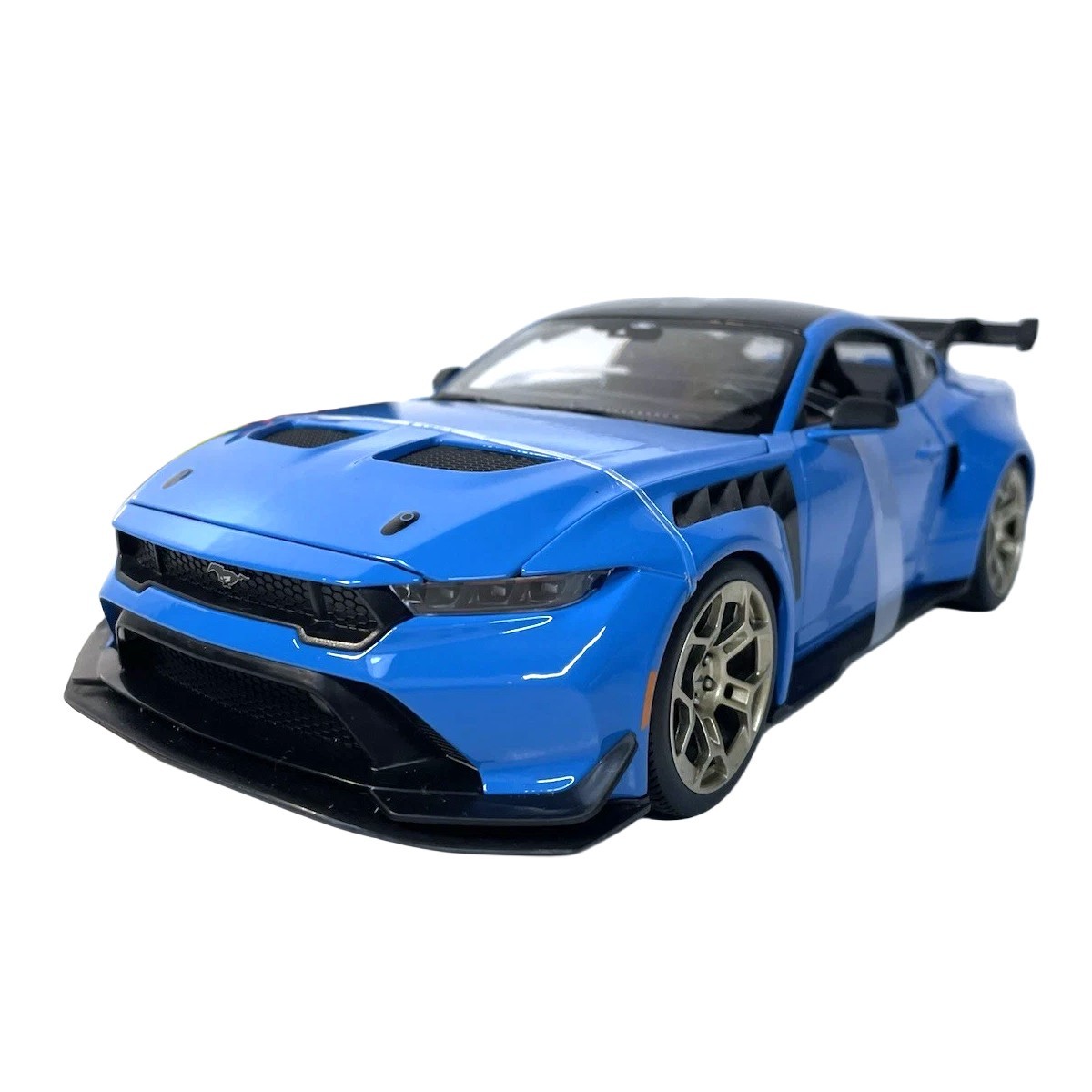 2025 Ford Mustang GTD ミニカー 1/18 マイスト Ford Mustang GTD 2025 Grey 1/18 Maisto M31468GY