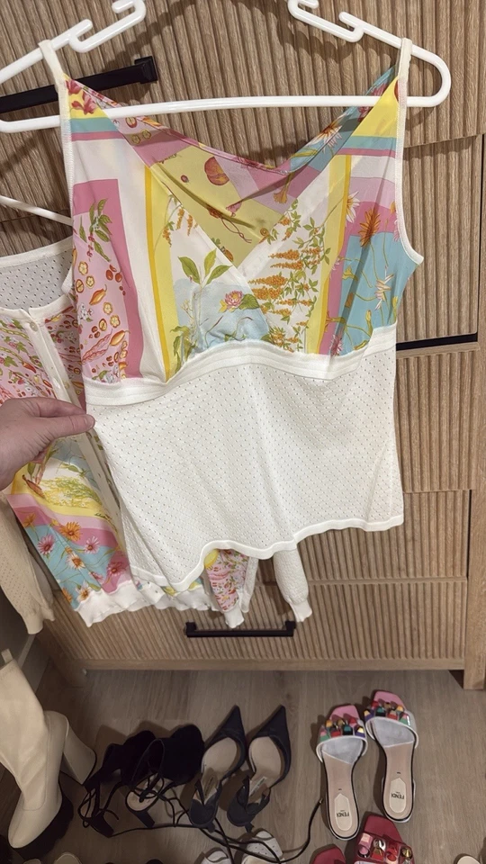 Juego Salvatore Ferragamo Foto 3 de 4