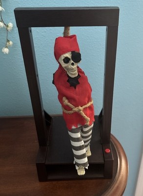 2008 Magic Power Co Pirate Skeleton Hanged Noose Hagman Halloween Talks Works