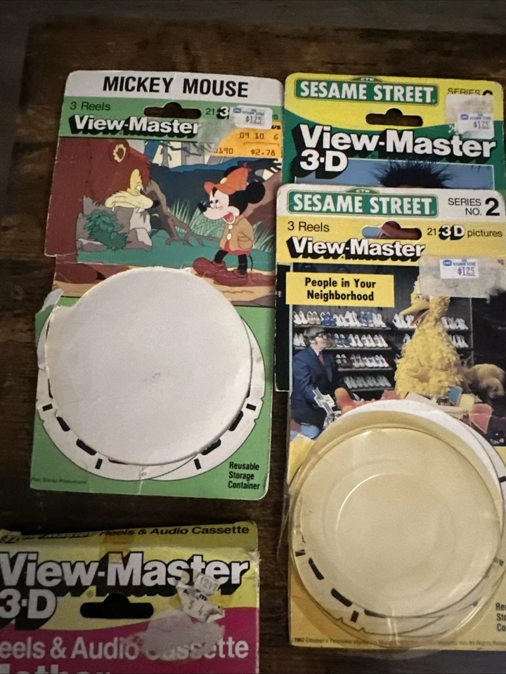 View-Master Reels Lot Some From 50s 60s 70s and 80s with viewer - Image 3 of 4