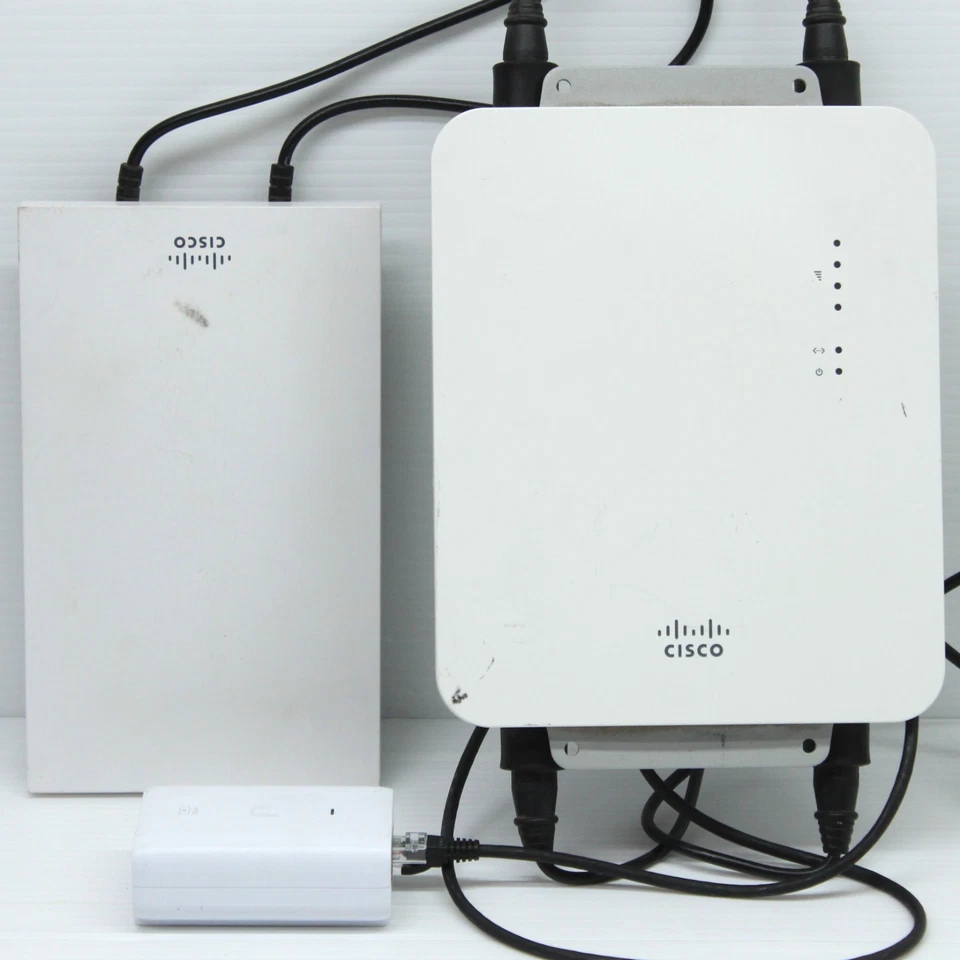 Cisco Meraki MR66 Dual-Radio Outdoor Cloud Managed PoE Access Point 2x MA-ANT-21 - Image 2 of 4