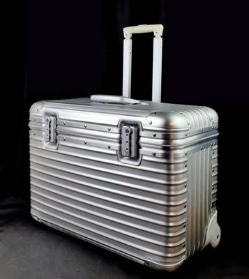 RIMOWA TOPAS PILOT TROLLEY 2輪 s-l400.jpg