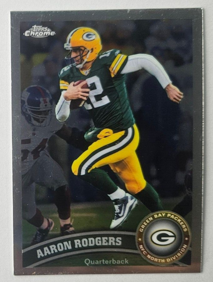 2011 Topps Chrome NFL Football - AARON RODGERS #100 - Sharp - PACKERS