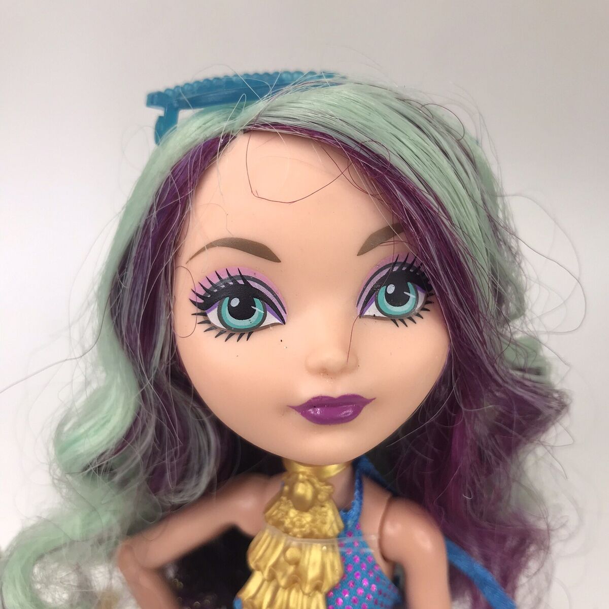 Boneca Ever After High Madeline Hatter Praia Encantada Mattel Monster