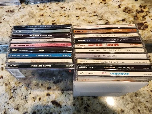 Classic Female R&B Cd Lot Tina Turner Aretha Beyoncé Whitney Etta Baker Holiday Foto 4 de 4