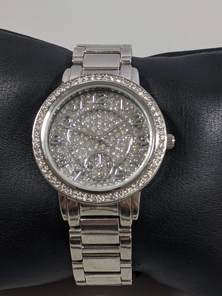 Shiny silver watch sale