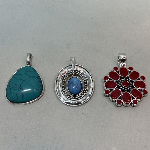 Premier Design Jewelry Magnetic Pendants Silver Toned Filigree Hammered premier-design-jewelry-magnetic-pendants-silver-toned-filigree-hammered