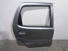 6800386G00 RECHTE HINTERE TÜR / 5 PUERTAS / GRIS OSCURO / 4246561 FÜR SUZUKI IGN