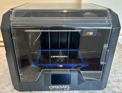 Dremel 3D45 Digilab 3D Drucker, 2 Platten. voll funktionsfähig