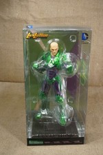 Kotobukiya DC Comics ArtFX+ Lex Luthor Statue - Scale 1:10