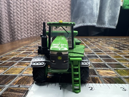 John Deere ERTL 1/64 F4365 Dry Spreader Loose Die Cast Green E3 - Picture 4 of 5
