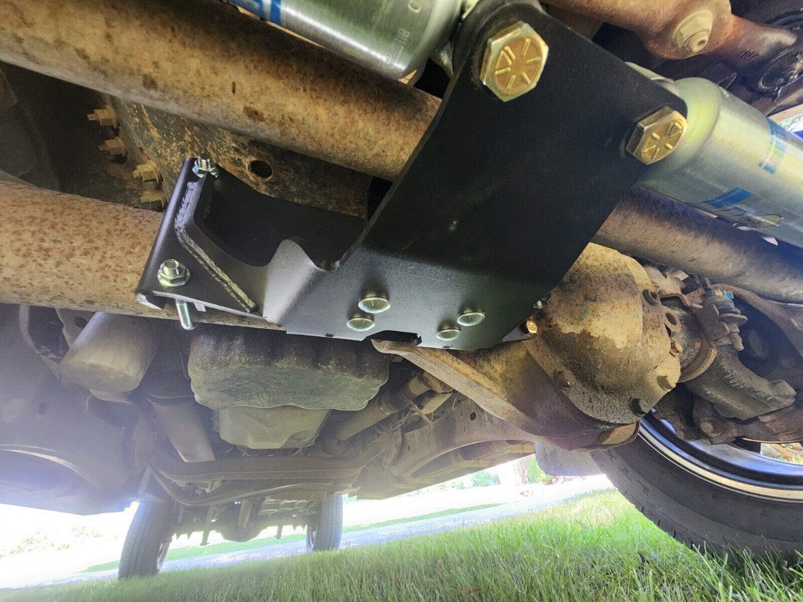 Bilstein Dual Steering Stabilizer for 20052022 Ford F250/F350 No lift