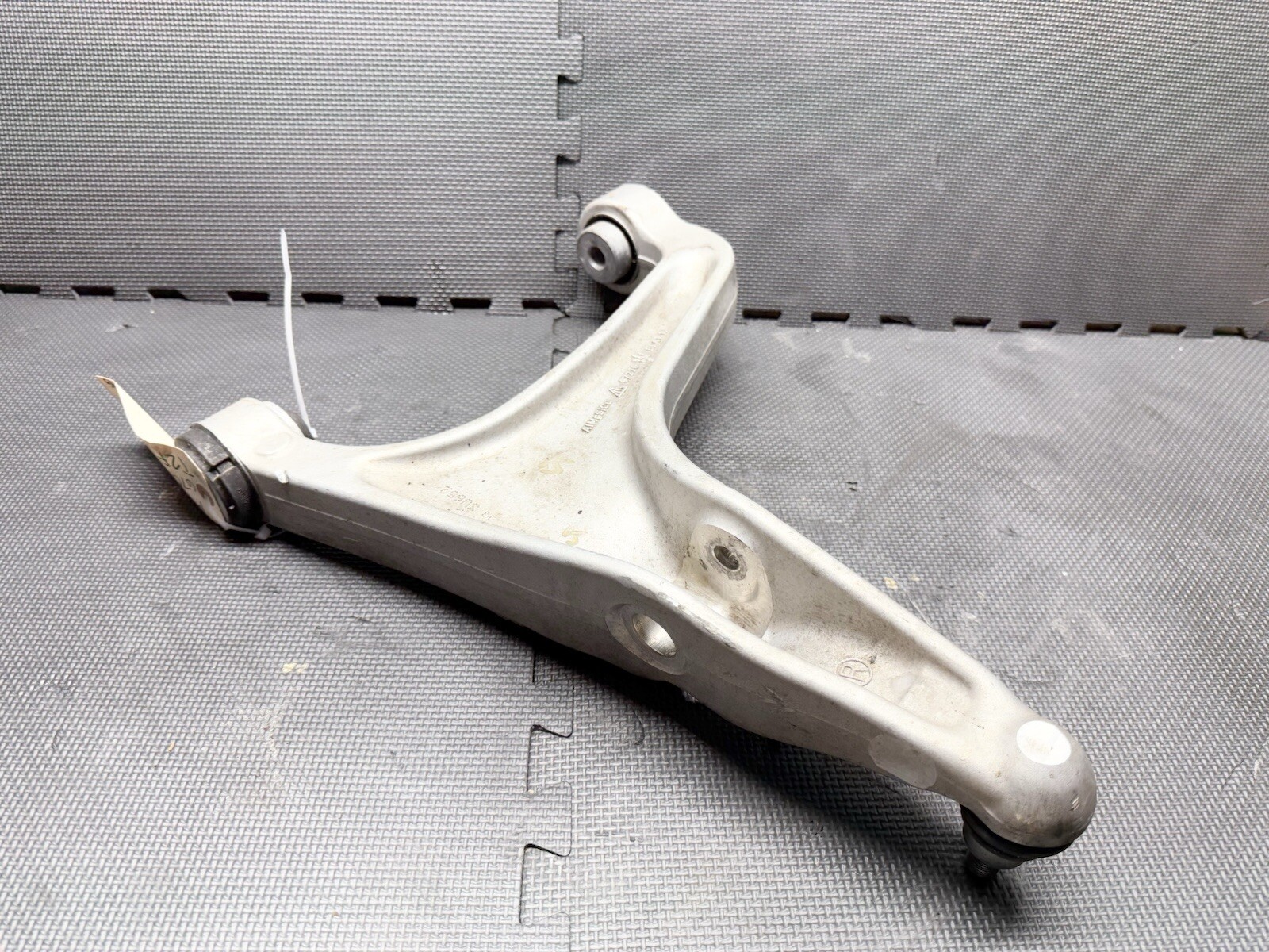 ⭐️2014-2024 MASERATI QUATTROPORTE FRONT RIGHT LOWER CONTROL ARM OEM 06701078010