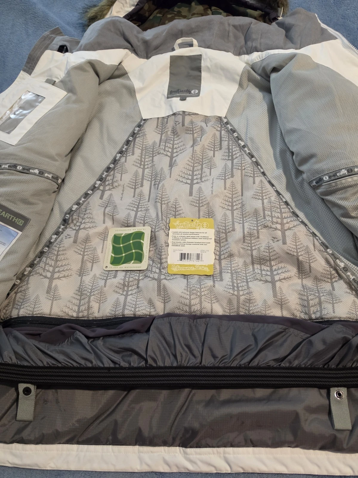 Planetearth Men's Arctic Hooded Jacket. - product detail image 9